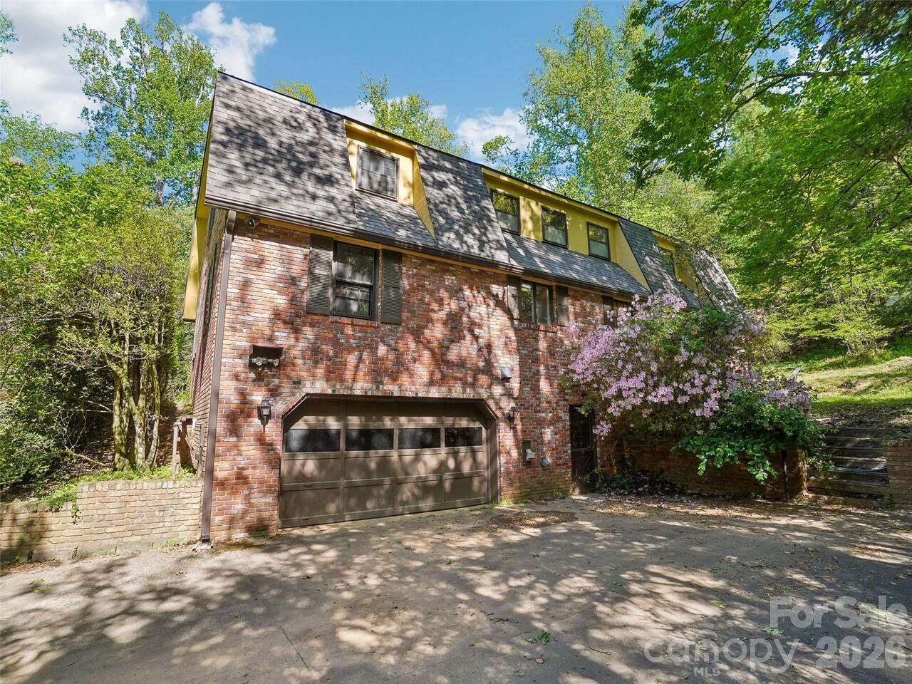 Listing Photo 7