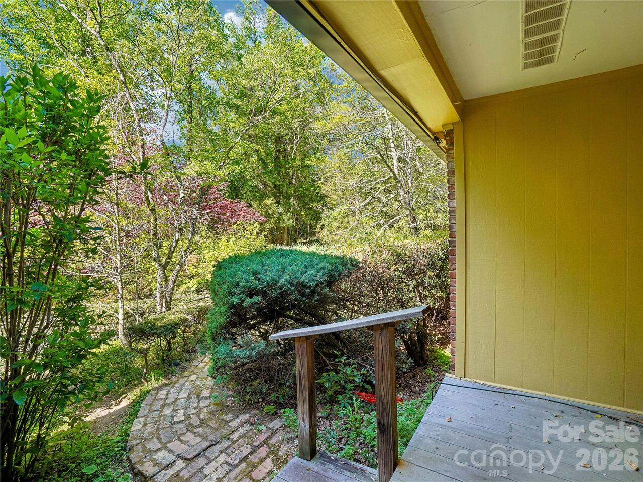 Listing Photo 36