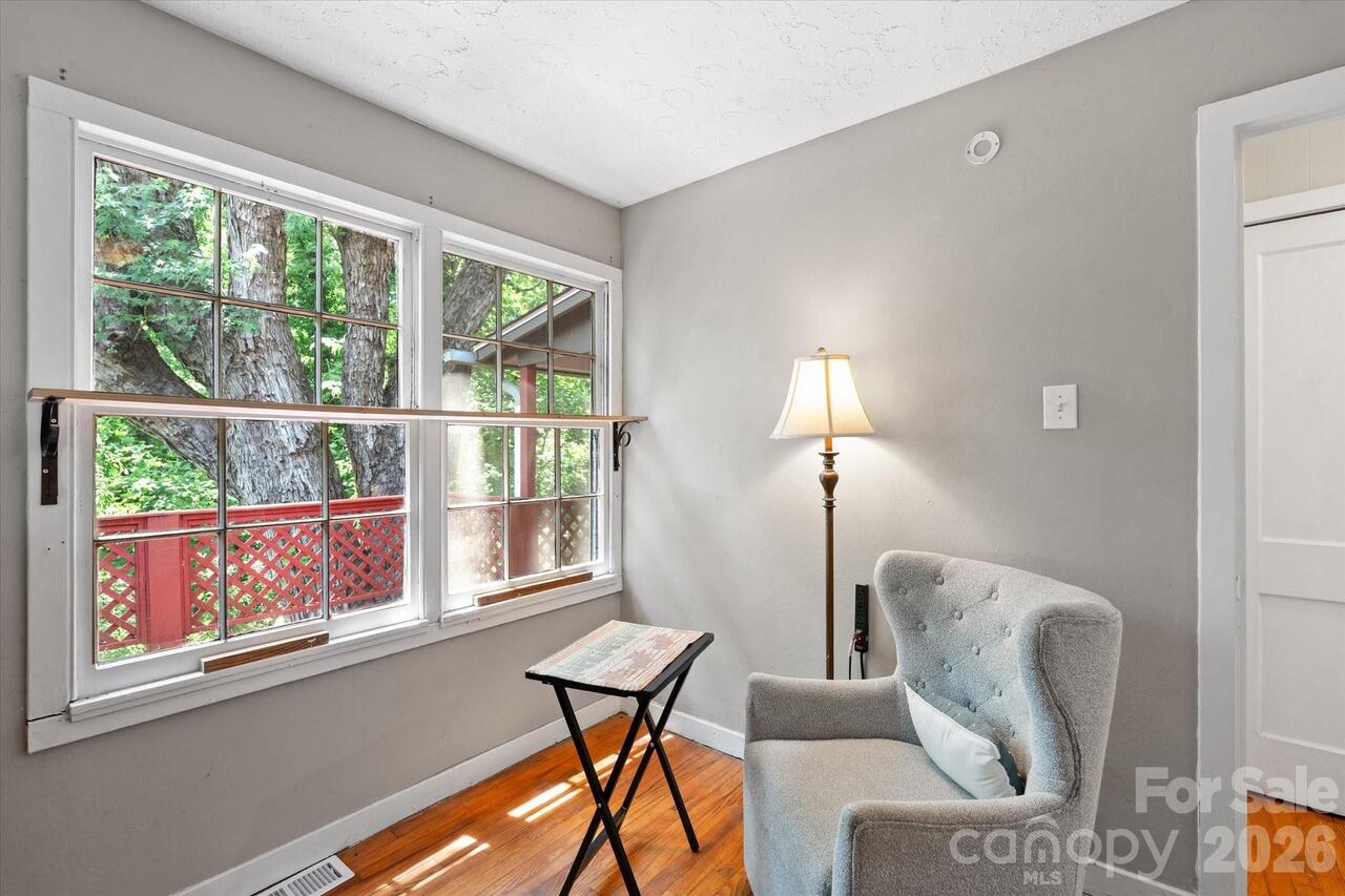 Listing Photo 20