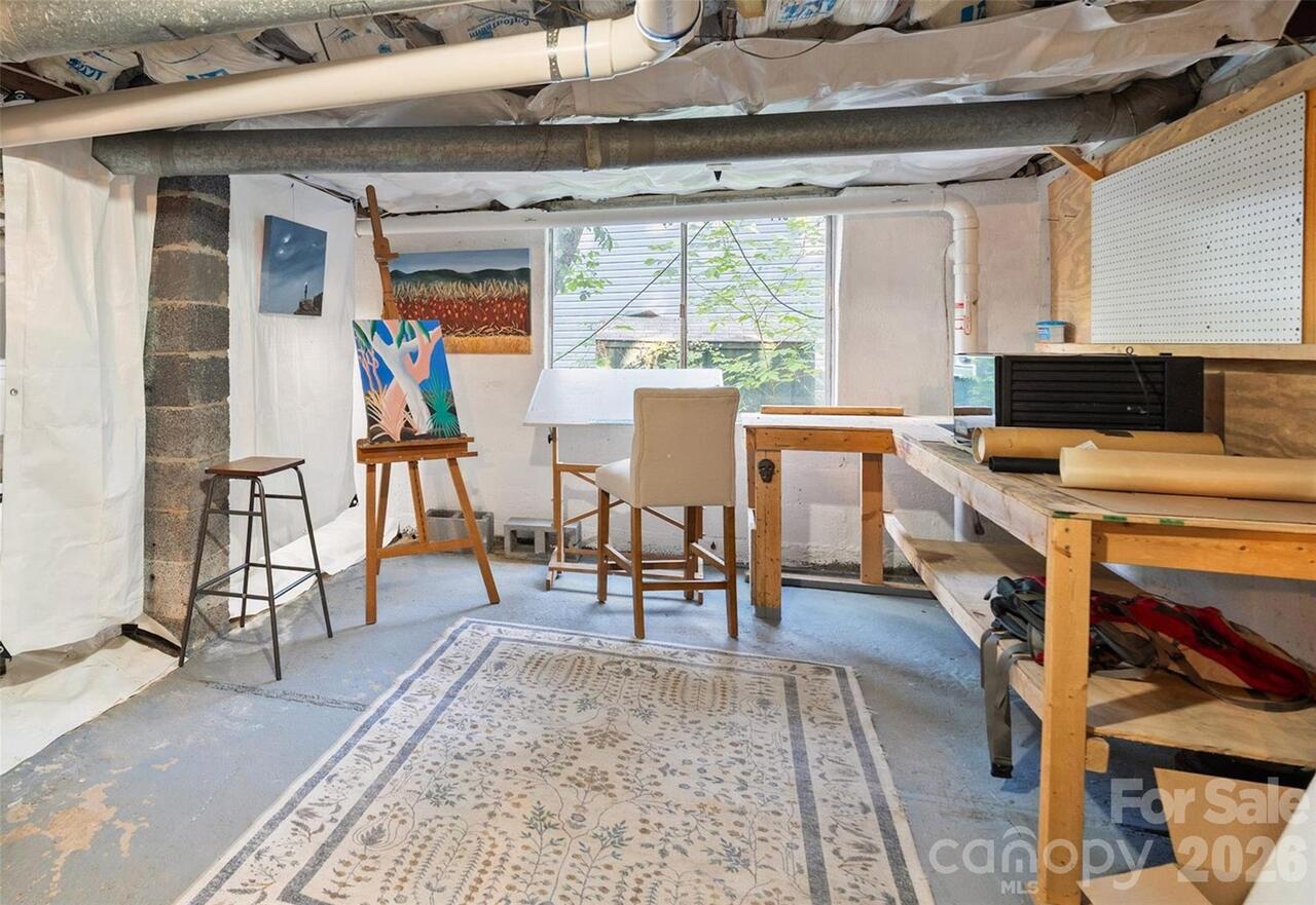 Listing Photo 32