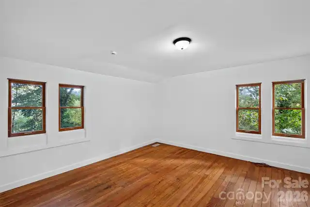 Listing Photo 31