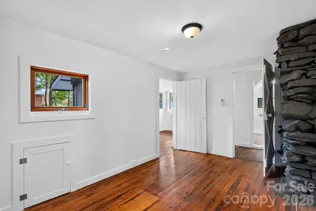 Listing Photo 33
