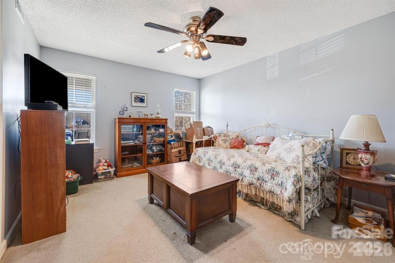 Listing Photo 26