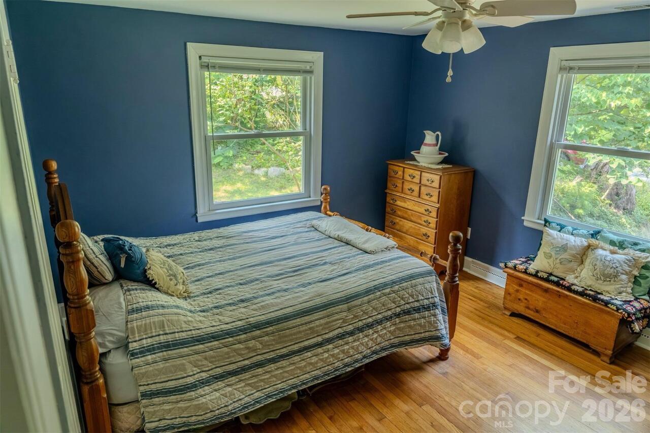 Listing Photo 17