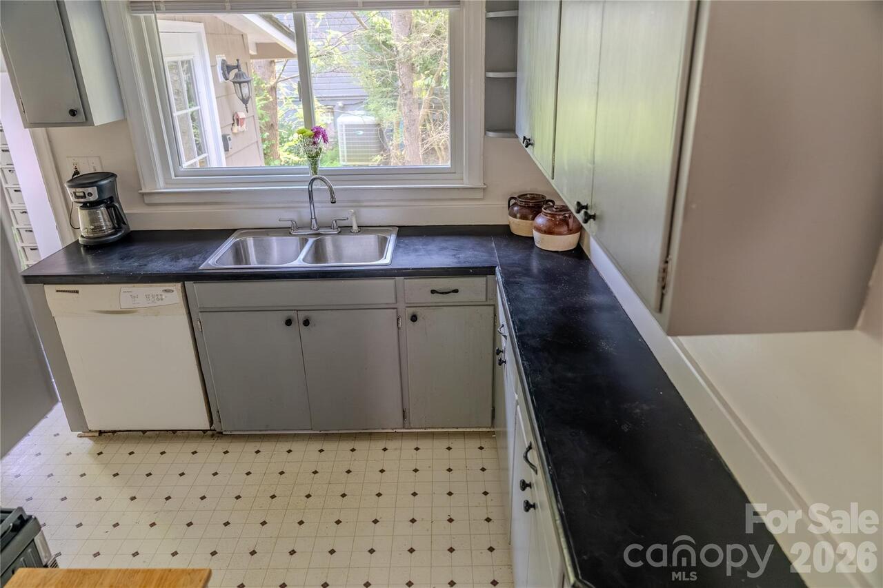 Listing Photo 23