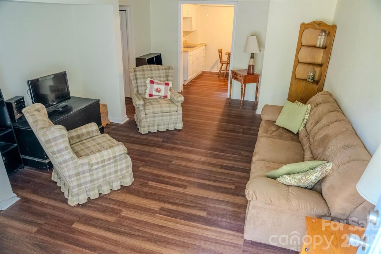 Listing Photo 25