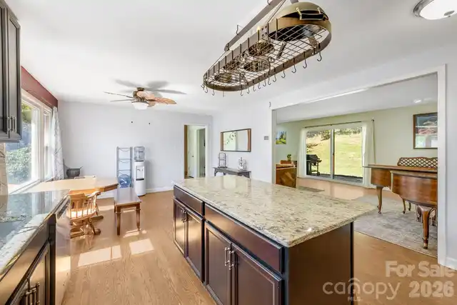 Listing Photo 17