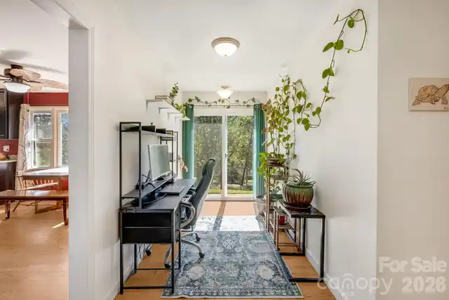 Listing Photo 19