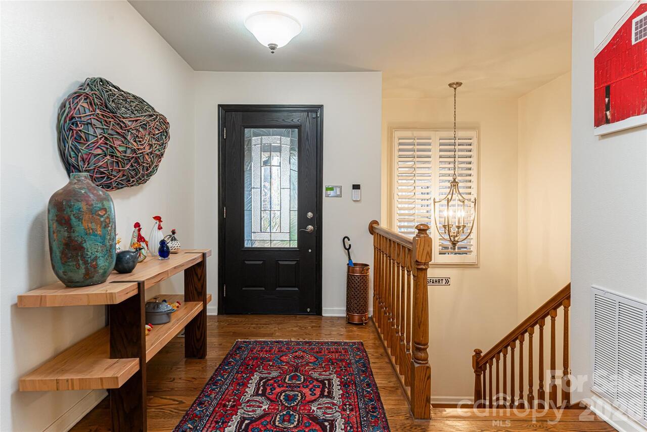 Listing Photo 7