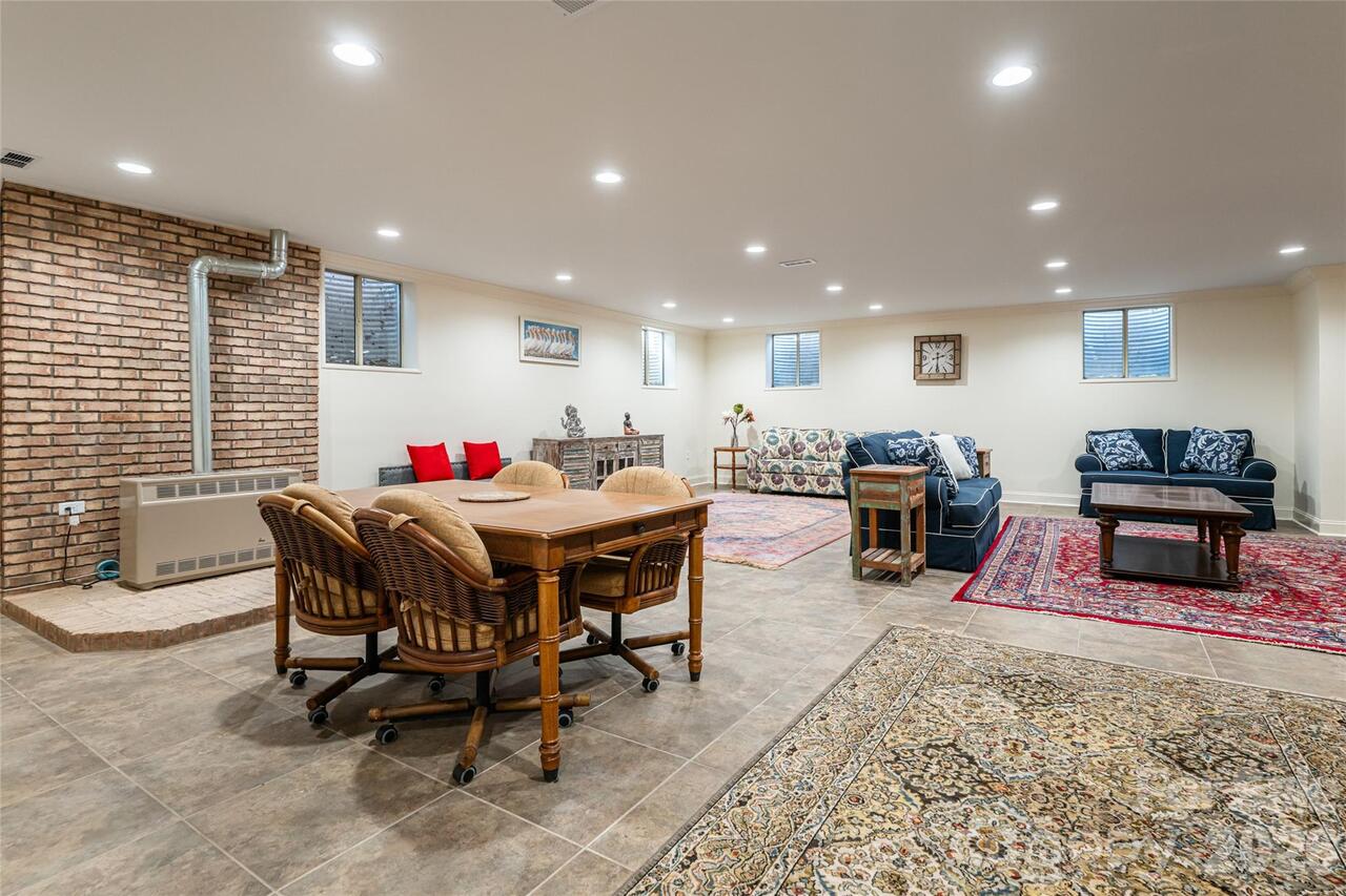 Listing Photo 31