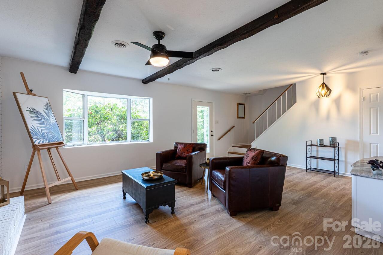 Listing Photo 6