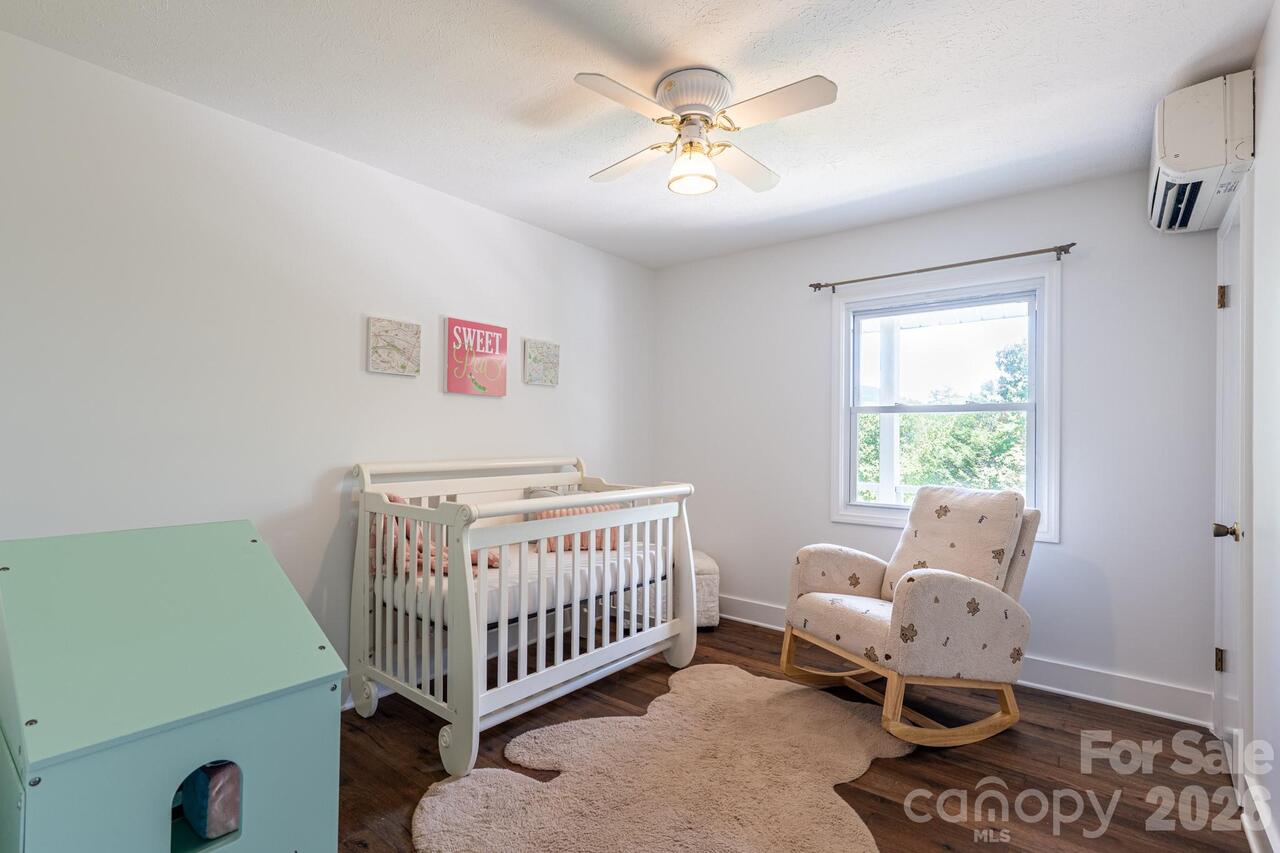 Listing Photo 21