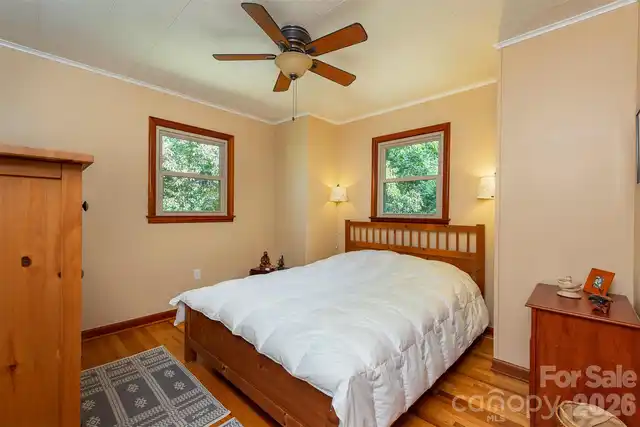 Listing Photo 15
