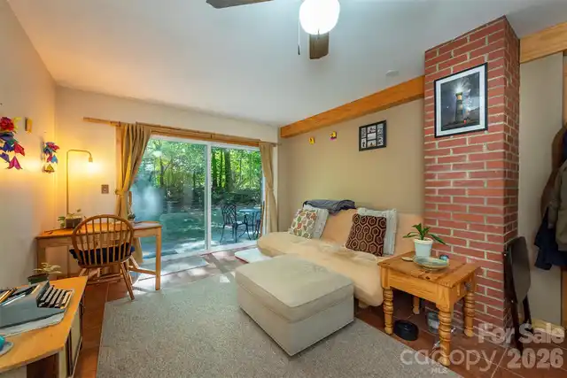 Listing Photo 21