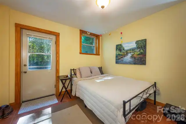 Listing Photo 23