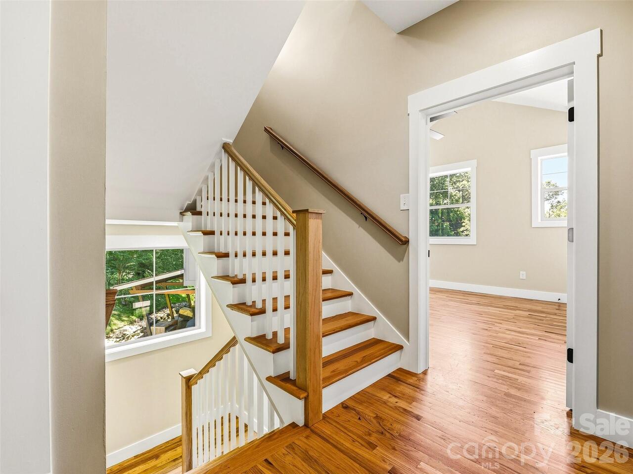 Listing Photo 19