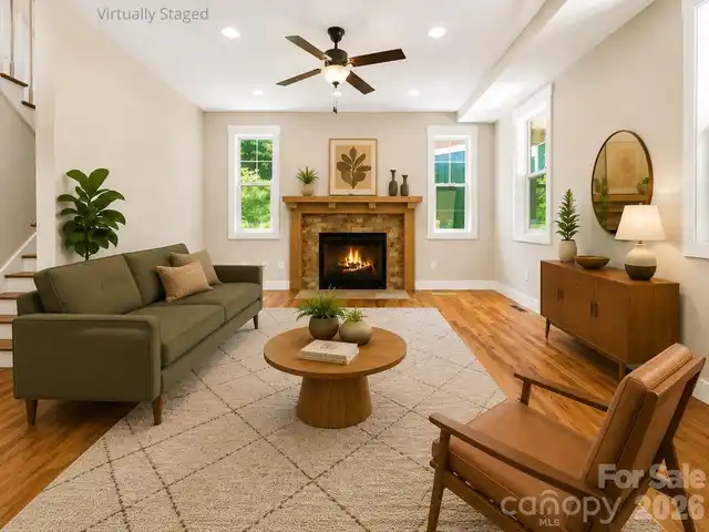 Listing Photo 12