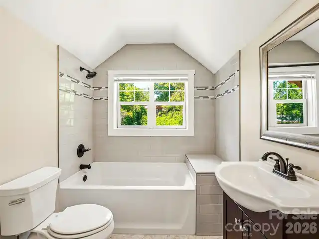 Listing Photo 41