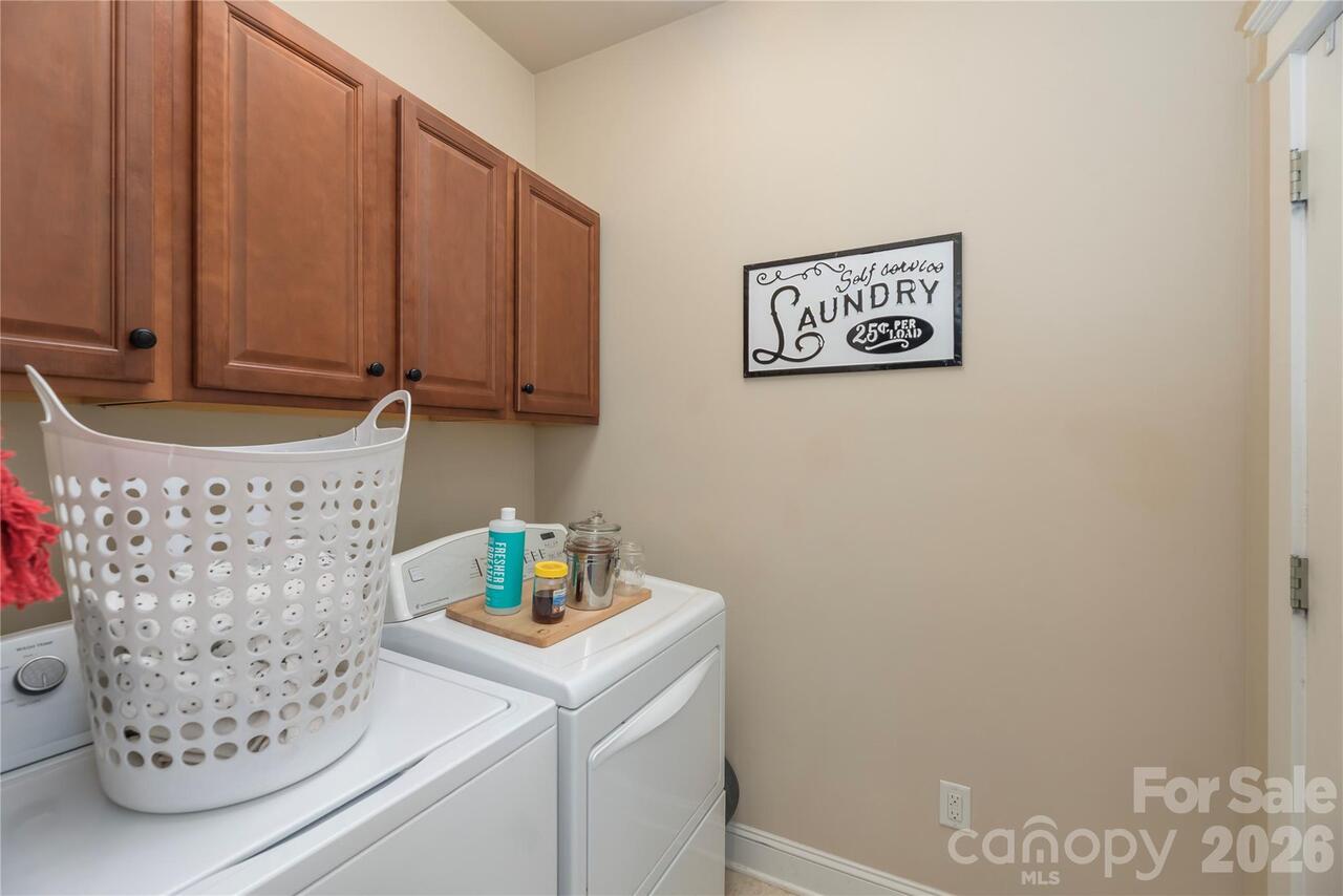Listing Photo 9