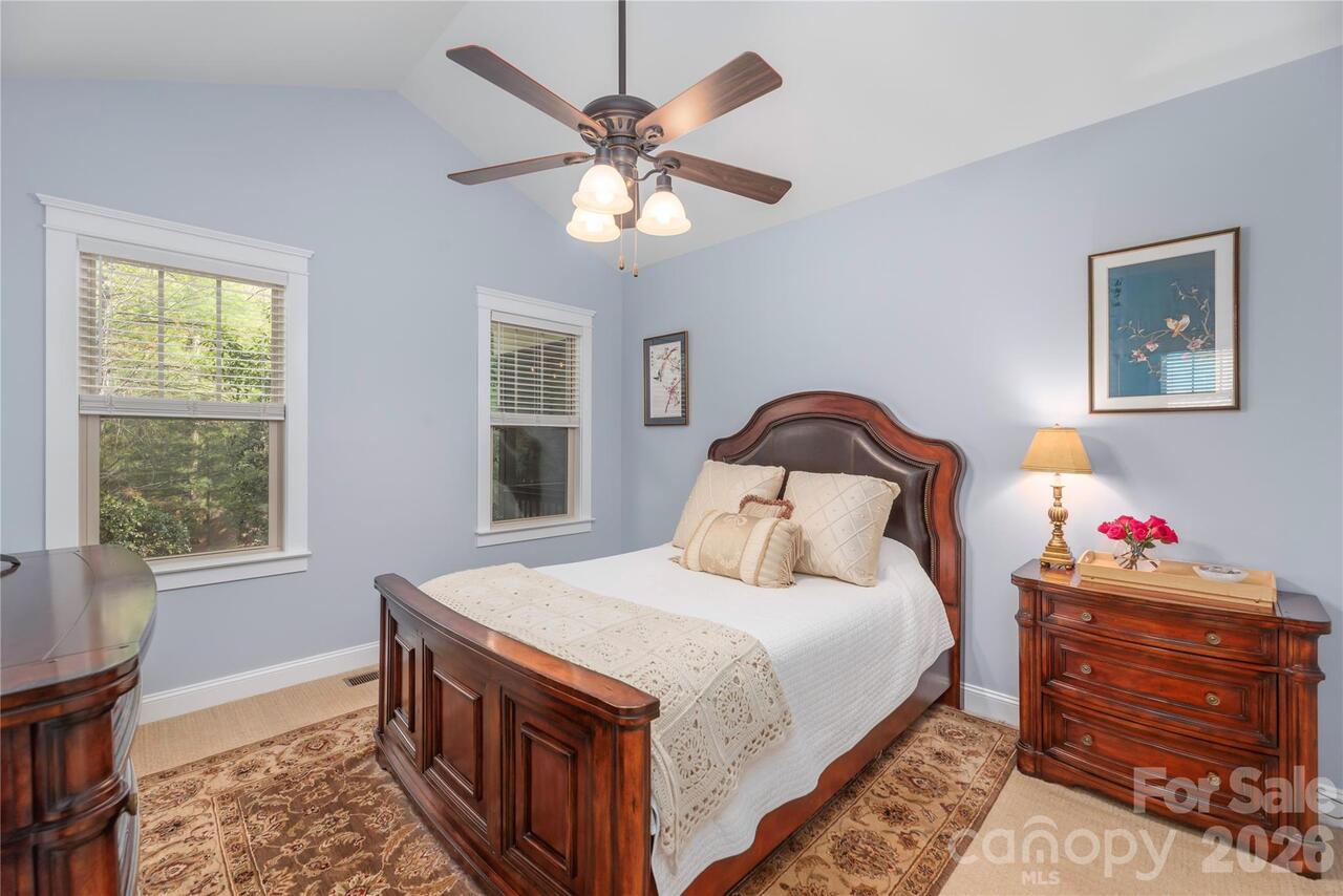 Listing Photo 13