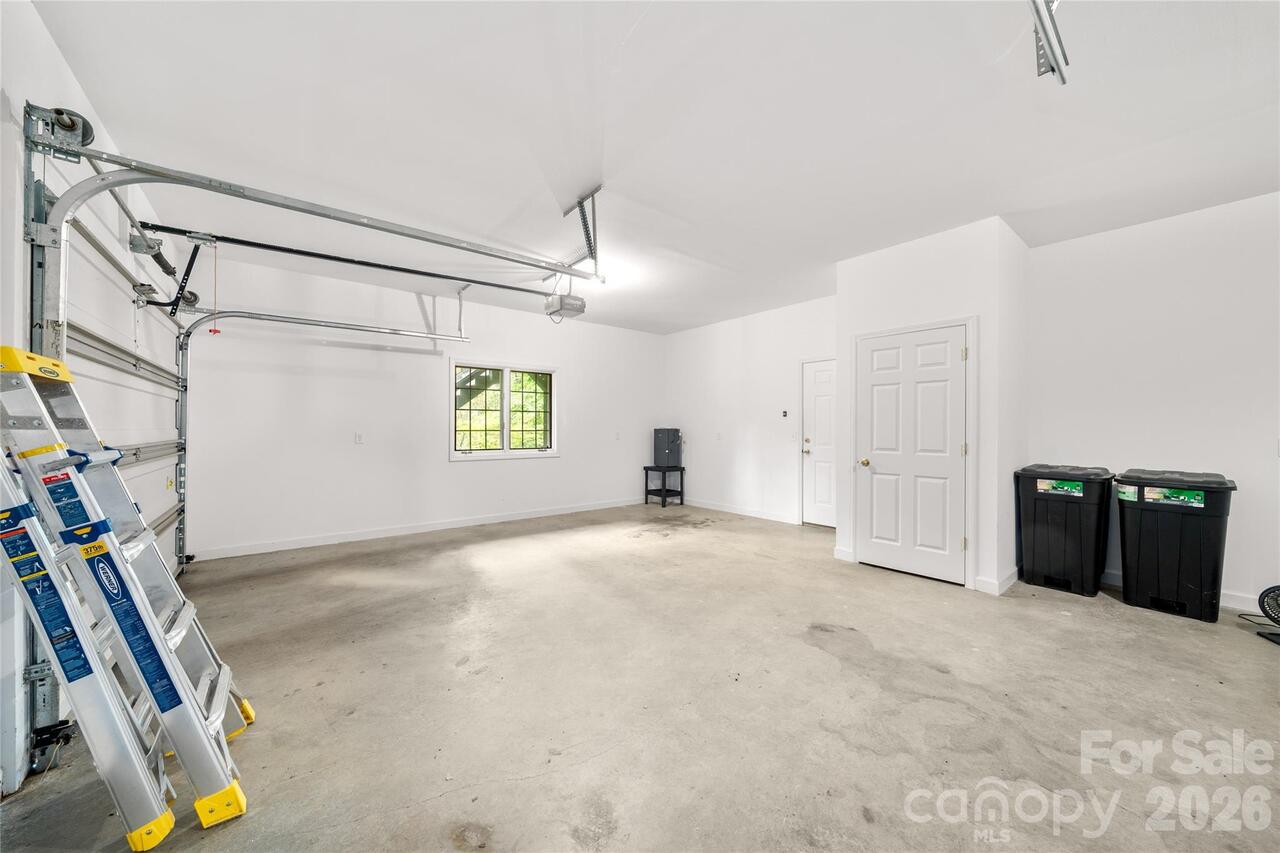 Listing Photo 42