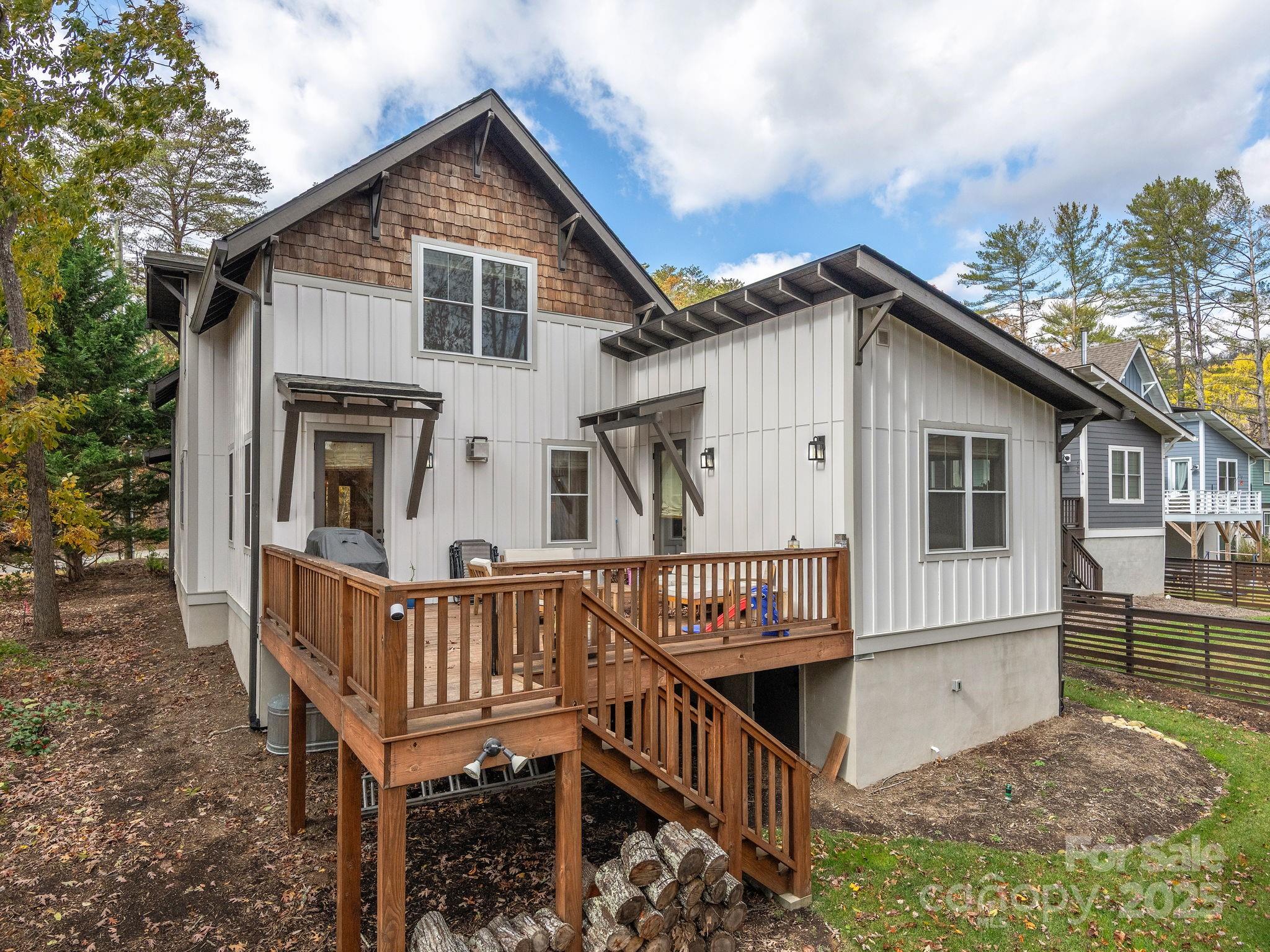 Listing Photo 16