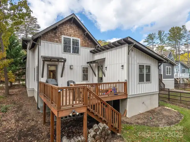 Listing Photo 16