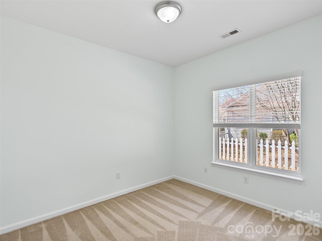 Listing Photo 24