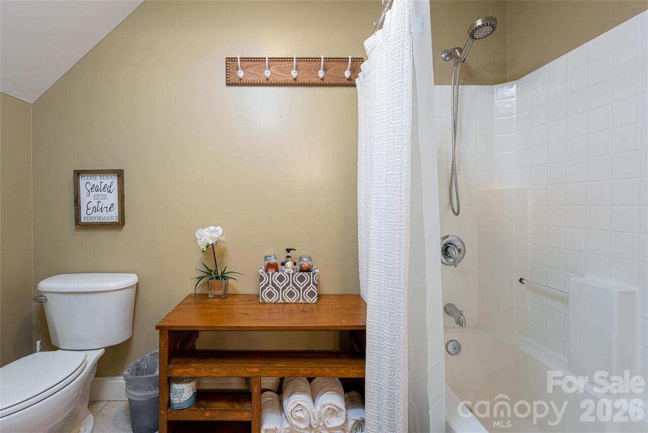 Listing Photo 24