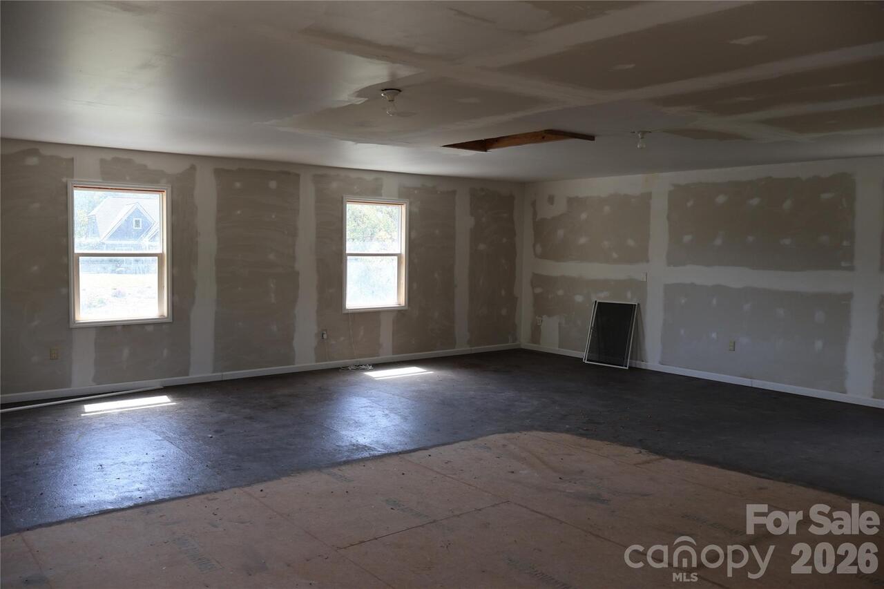 Listing Photo 44