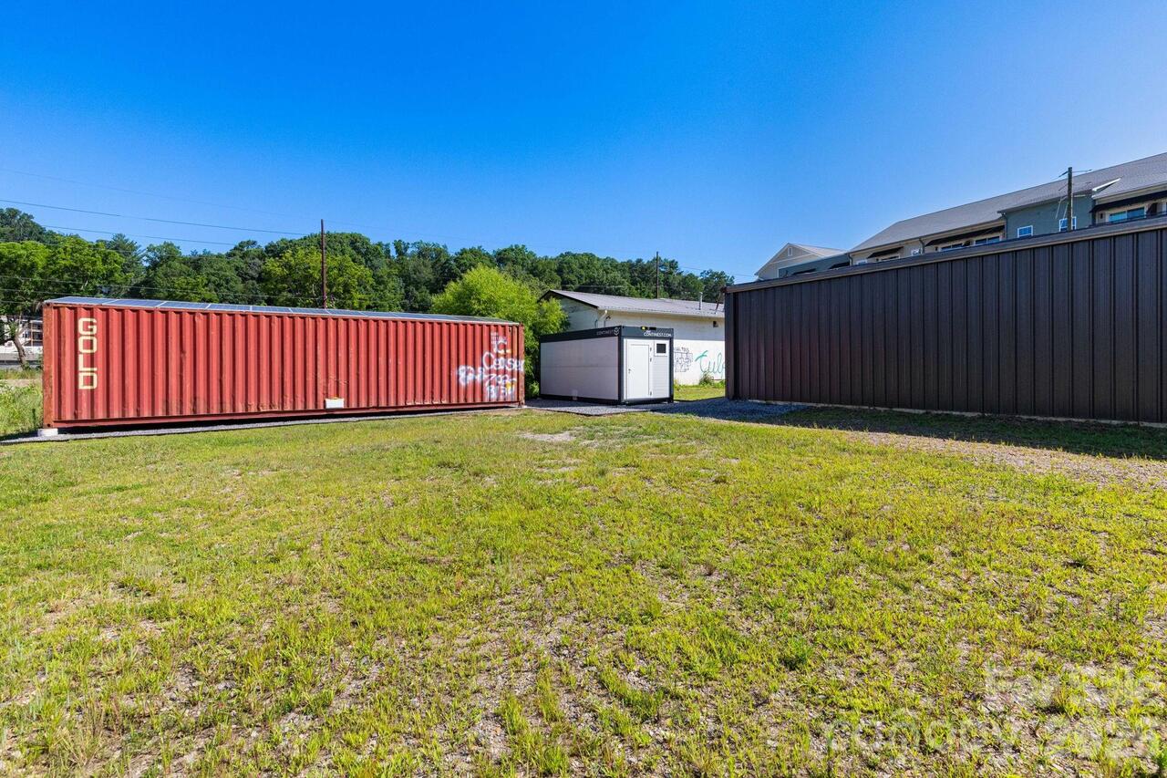 Listing Photo 19