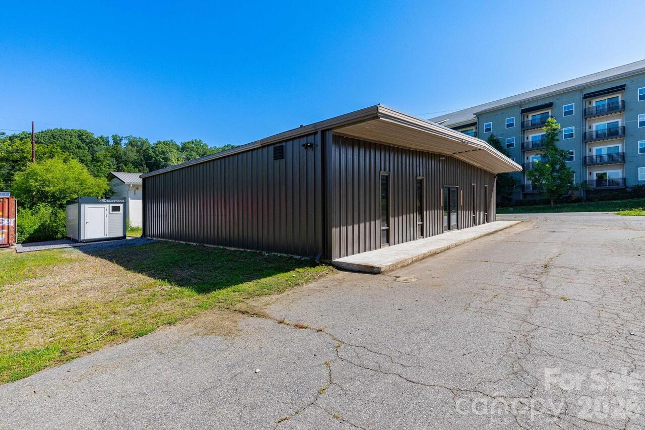 Listing Photo 22