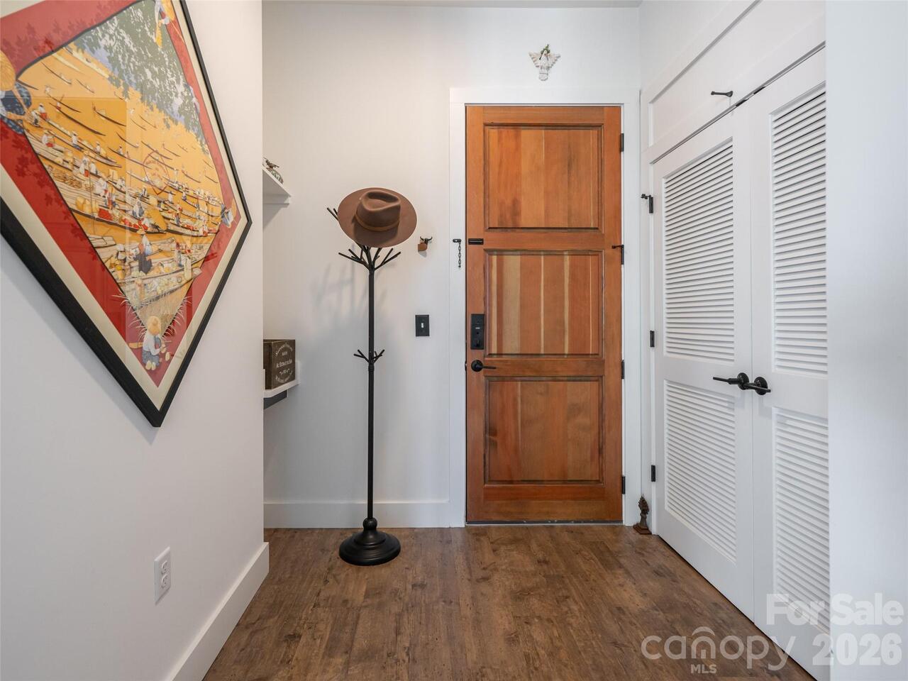 Listing Photo 8