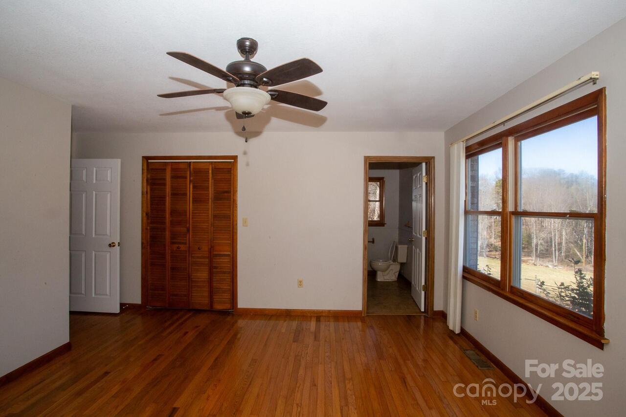 Listing Photo 20