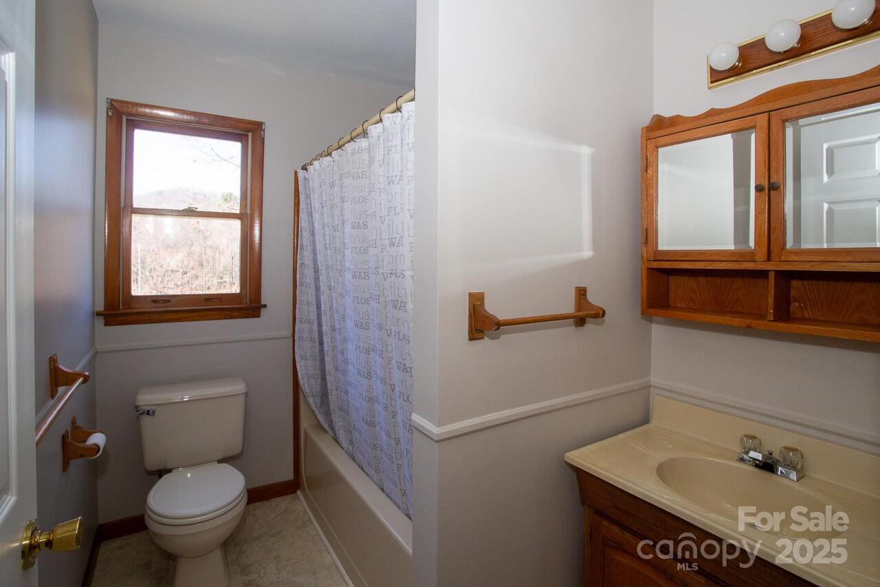 Listing Photo 22
