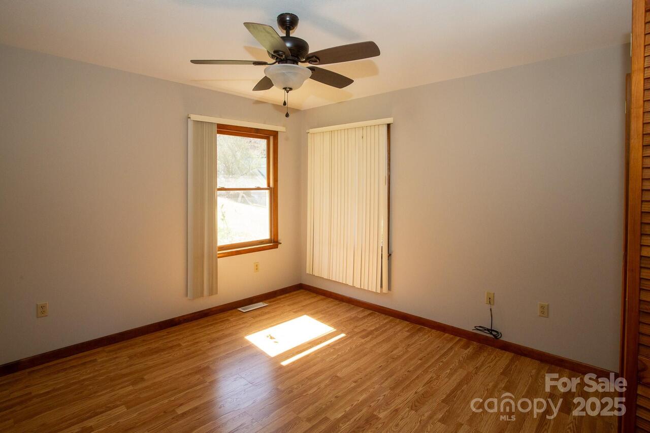 Listing Photo 23