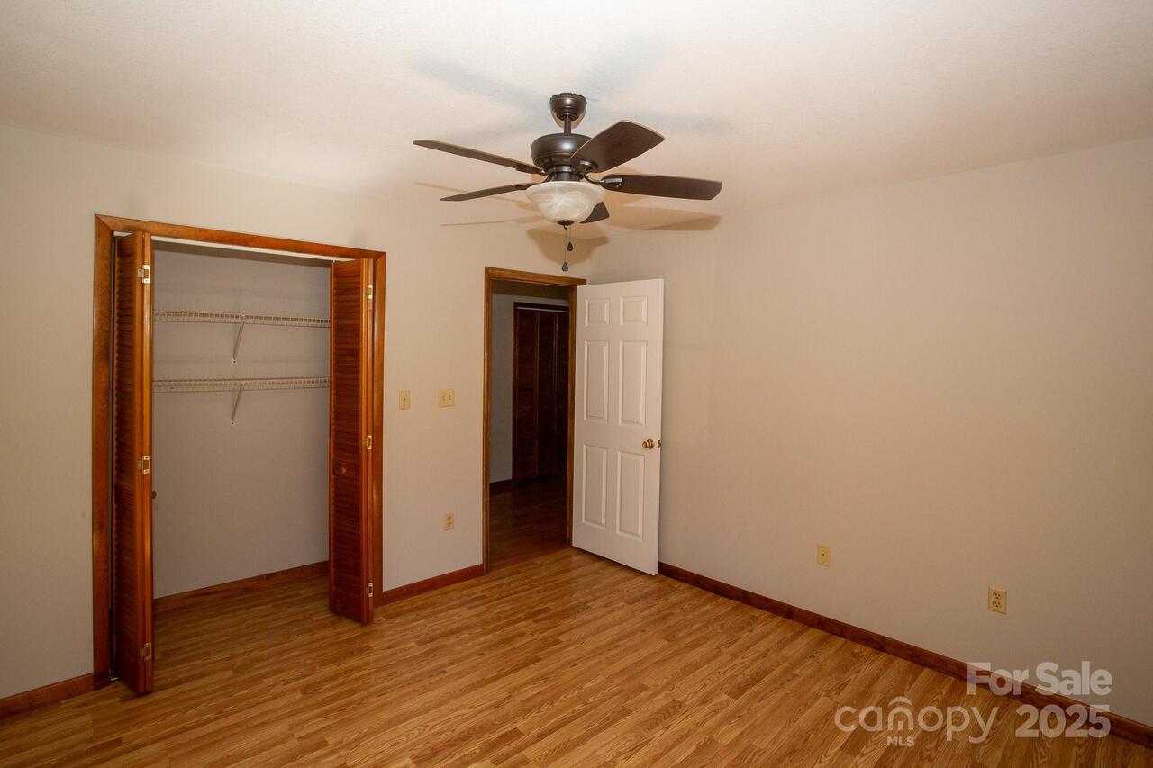 Listing Photo 24