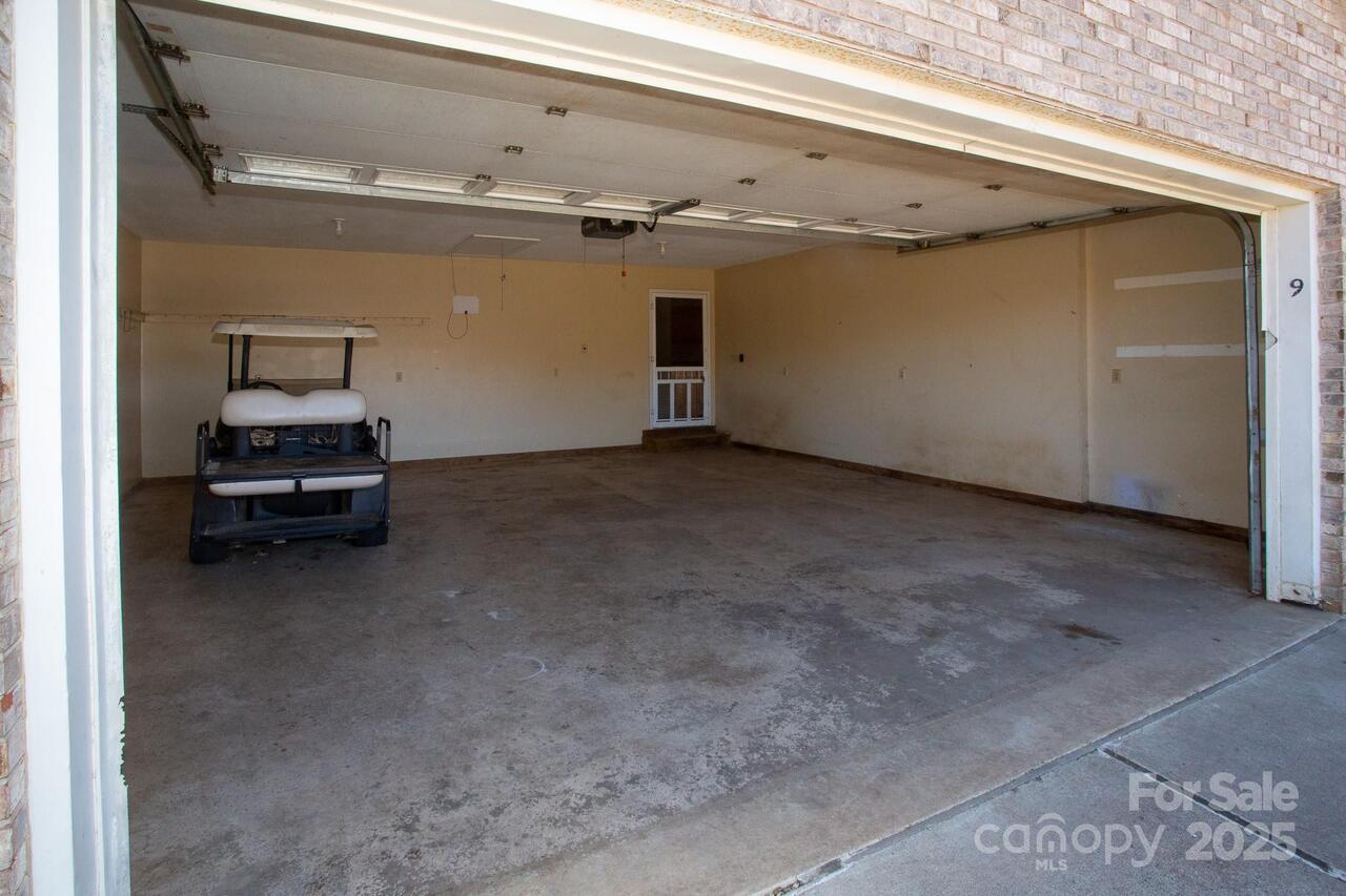 Listing Photo 28