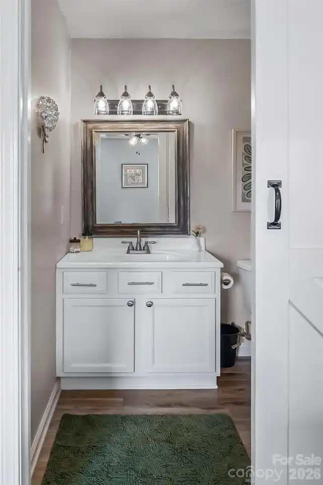 Listing Photo 18
