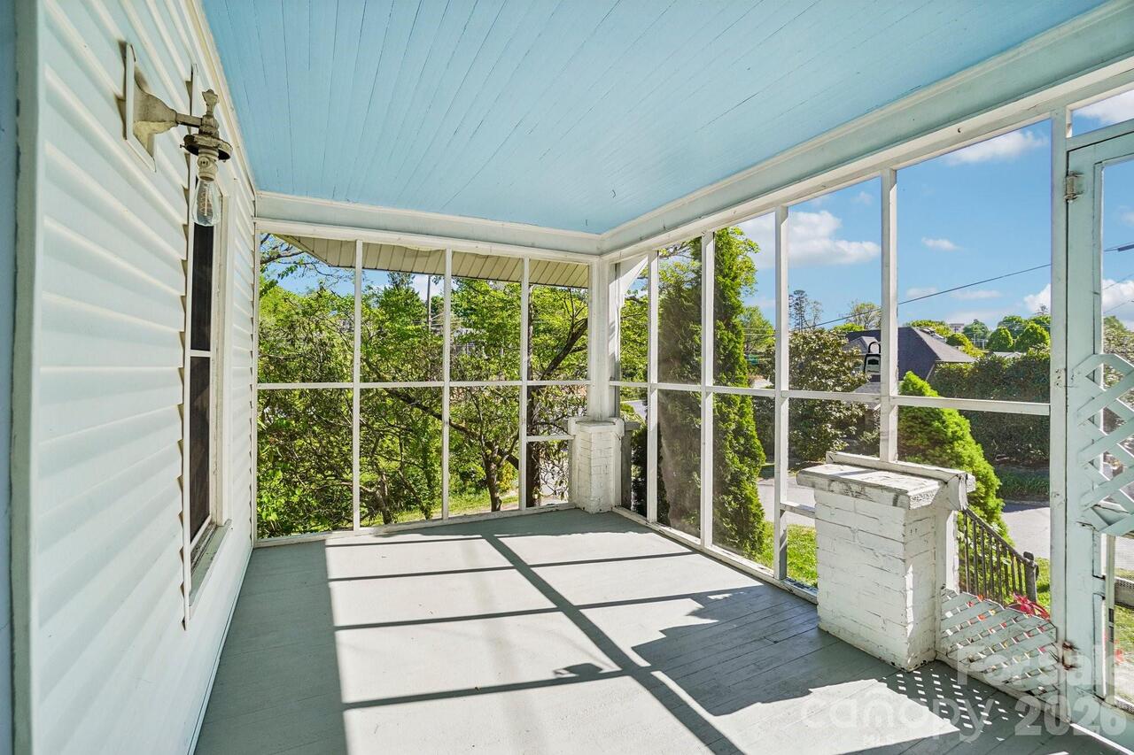 Listing Photo 22