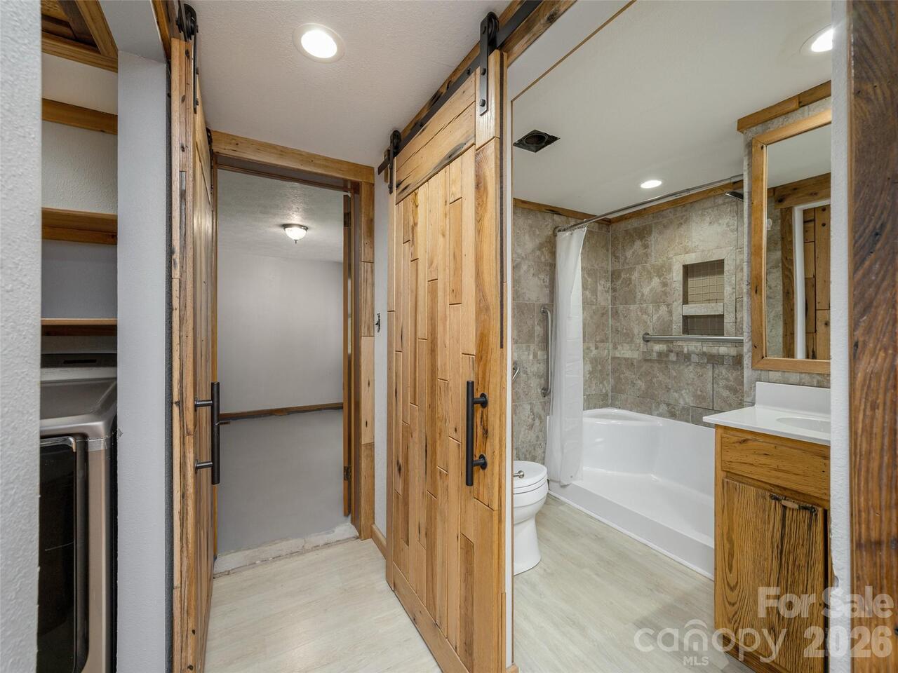 Listing Photo 16