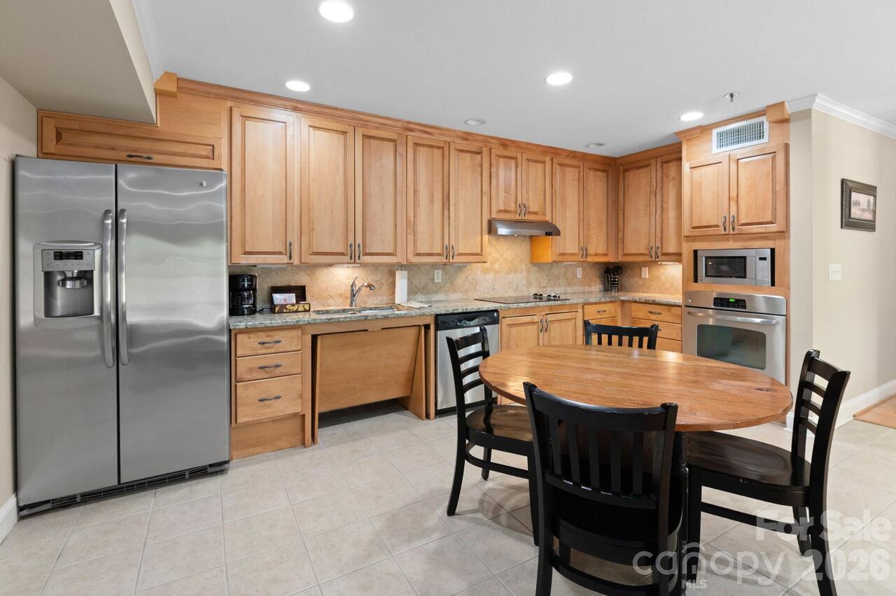 Listing Photo 5