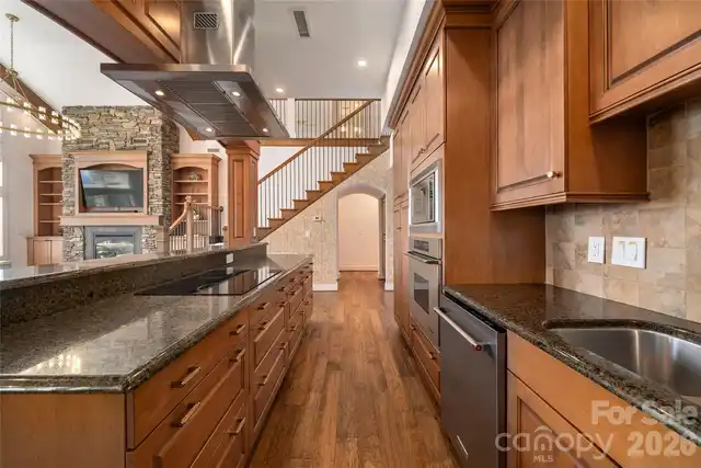 Listing Photo 17