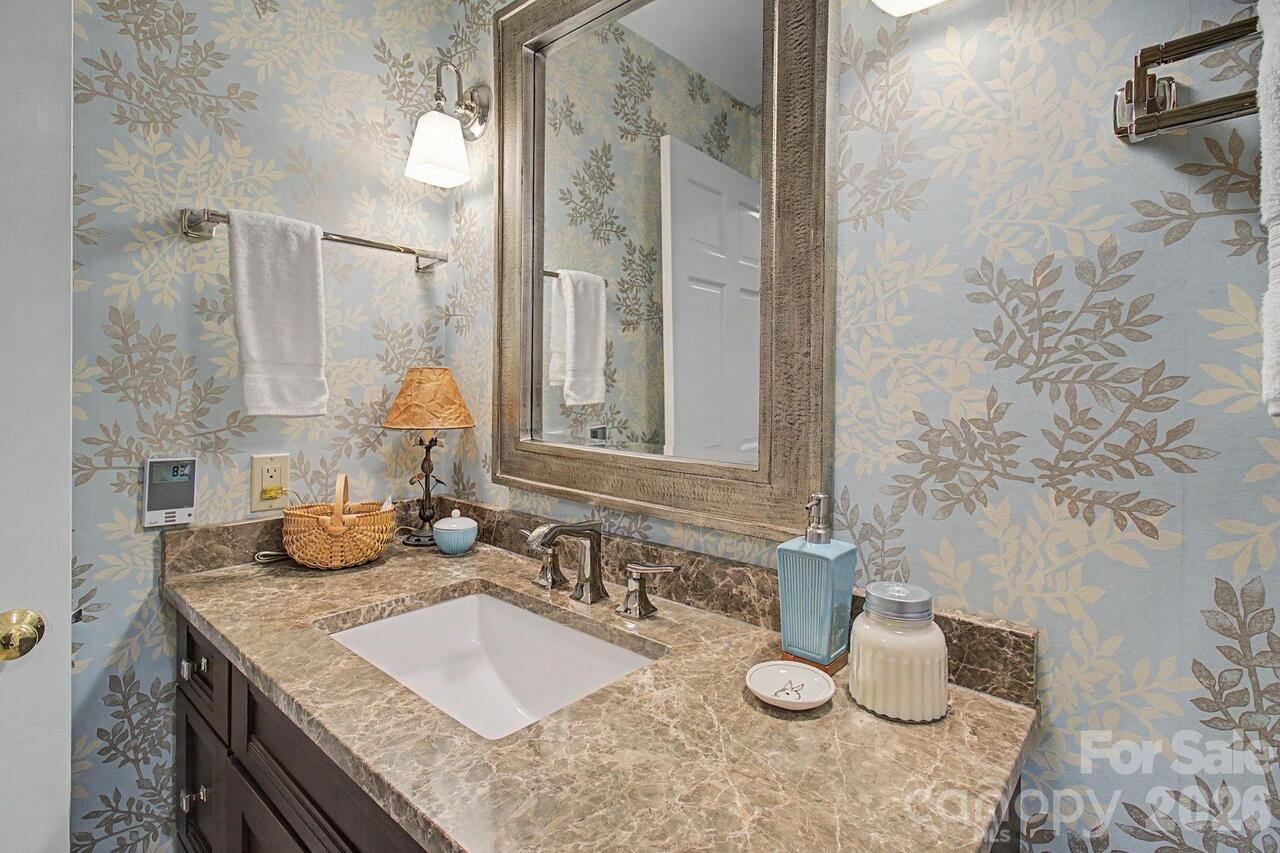 Listing Photo 33