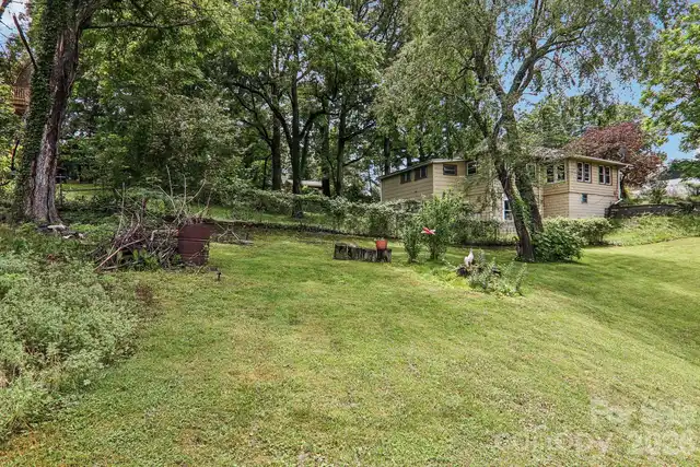 Listing Photo 36