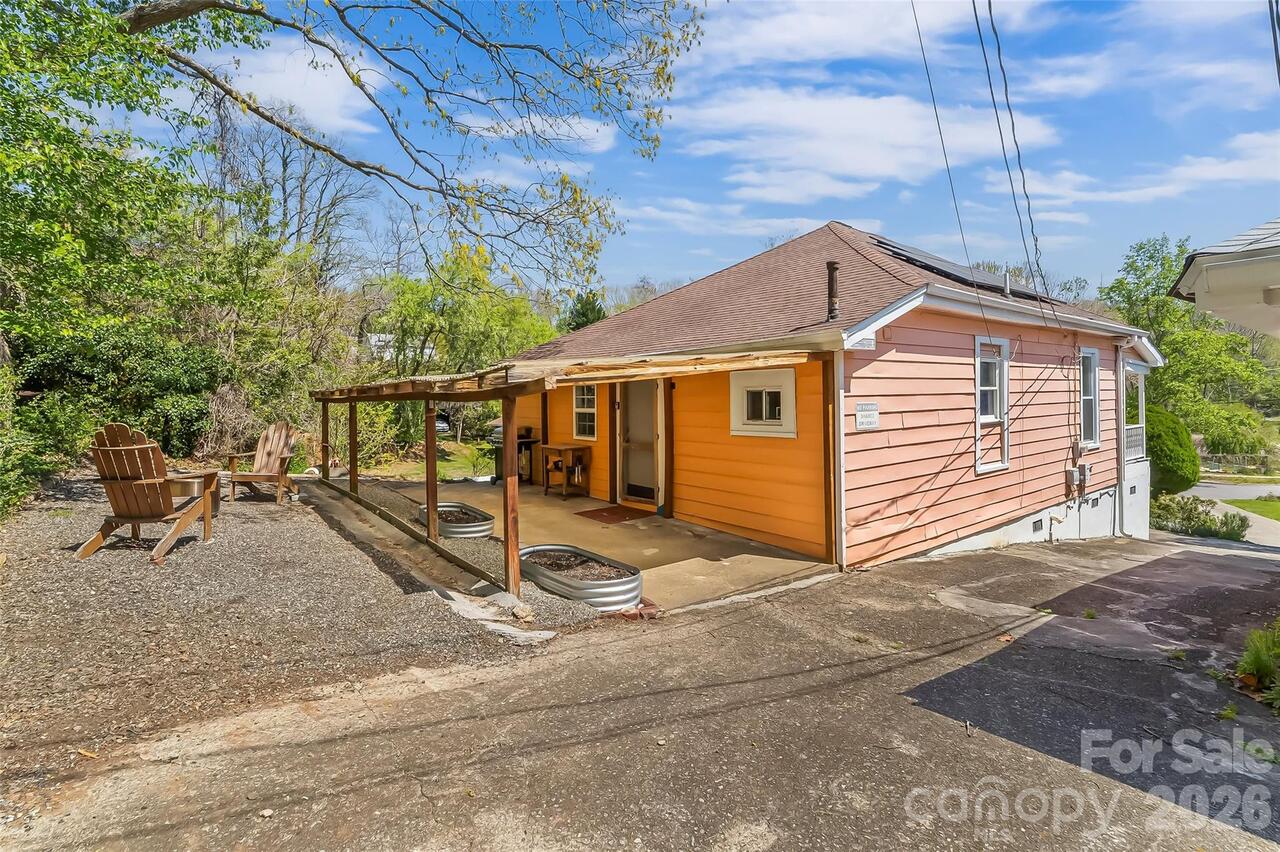 Listing Photo 15
