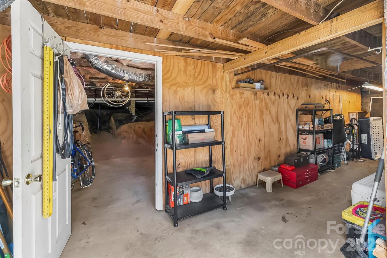 Listing Photo 18