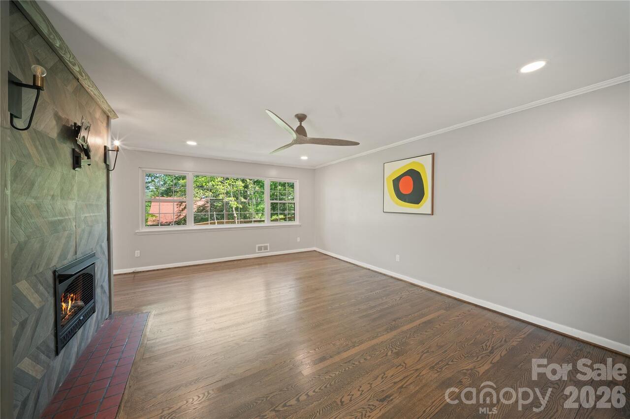 Listing Photo 13