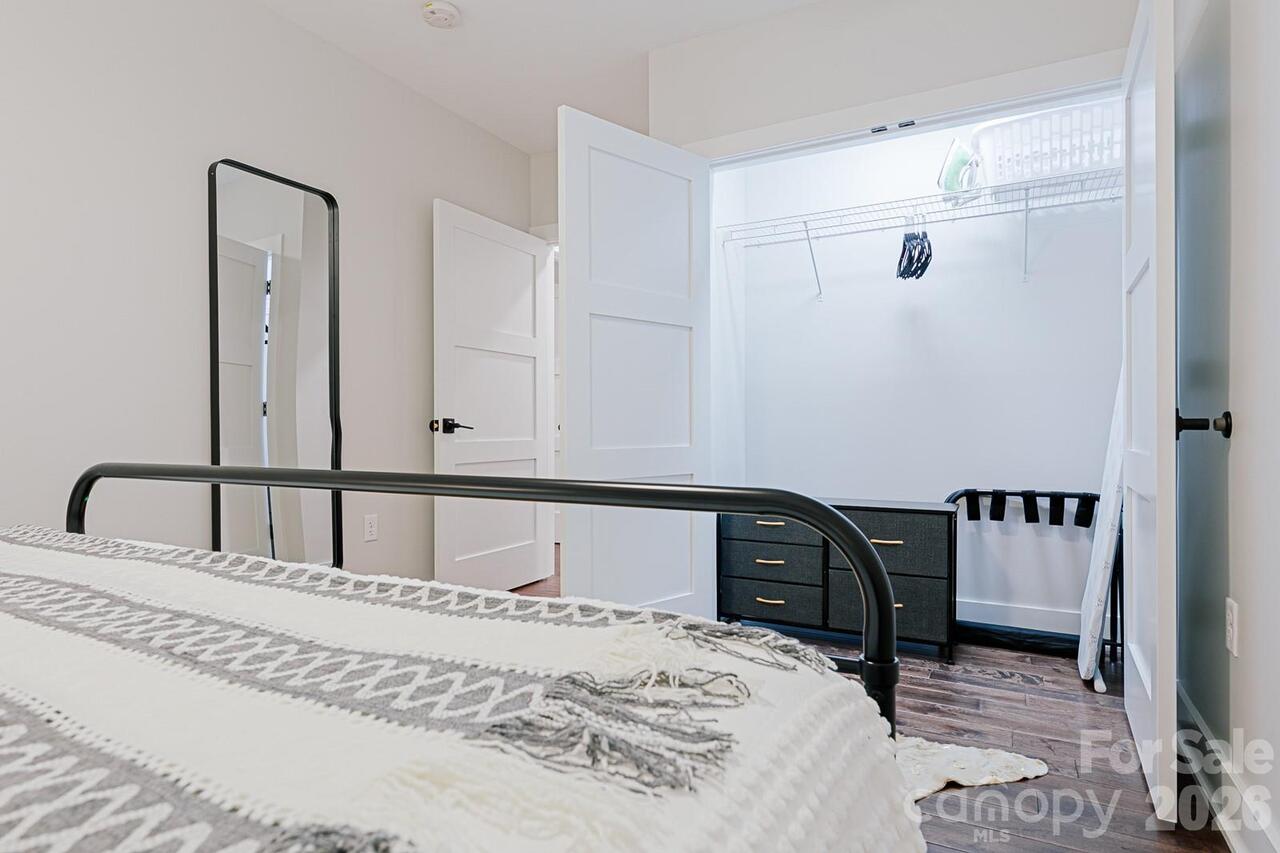 Listing Photo 21