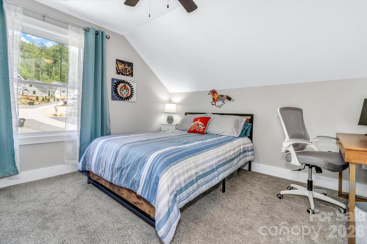 Listing Photo 25